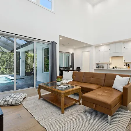 132 Ocean Estates Dr Villa